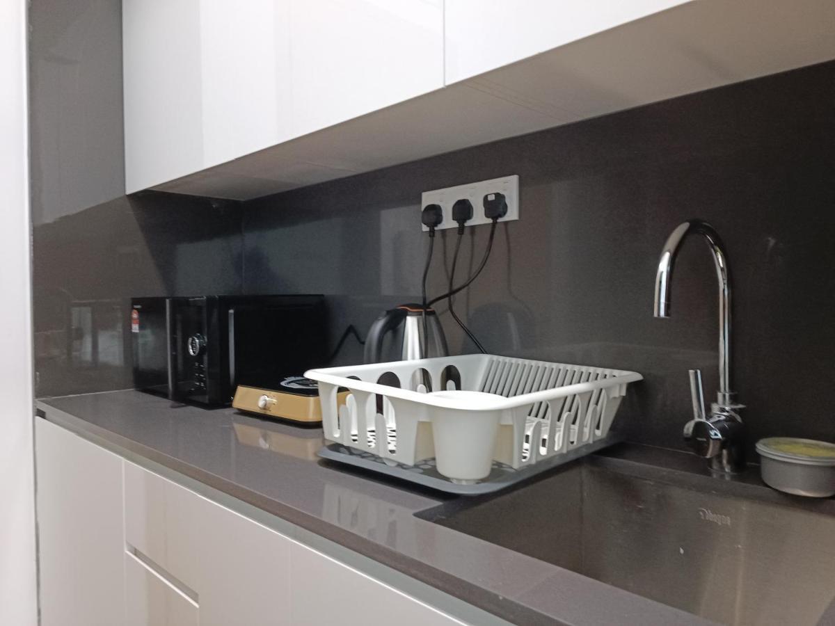 Lx 39A Balcony Klcc View 1 Bedroom Infinity Pool Kuala Lumpur Ngoại thất bức ảnh