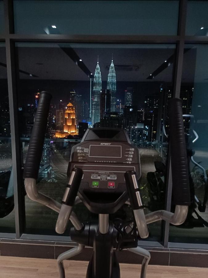 Lx 39A Balcony Klcc View 1 Bedroom Infinity Pool Kuala Lumpur Ngoại thất bức ảnh