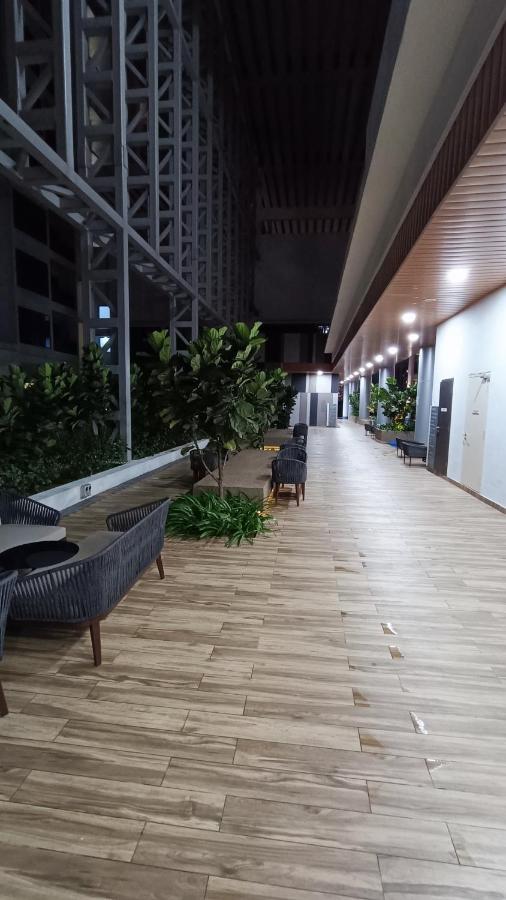 Lx 39A Balcony Klcc View 1 Bedroom Infinity Pool Kuala Lumpur Ngoại thất bức ảnh