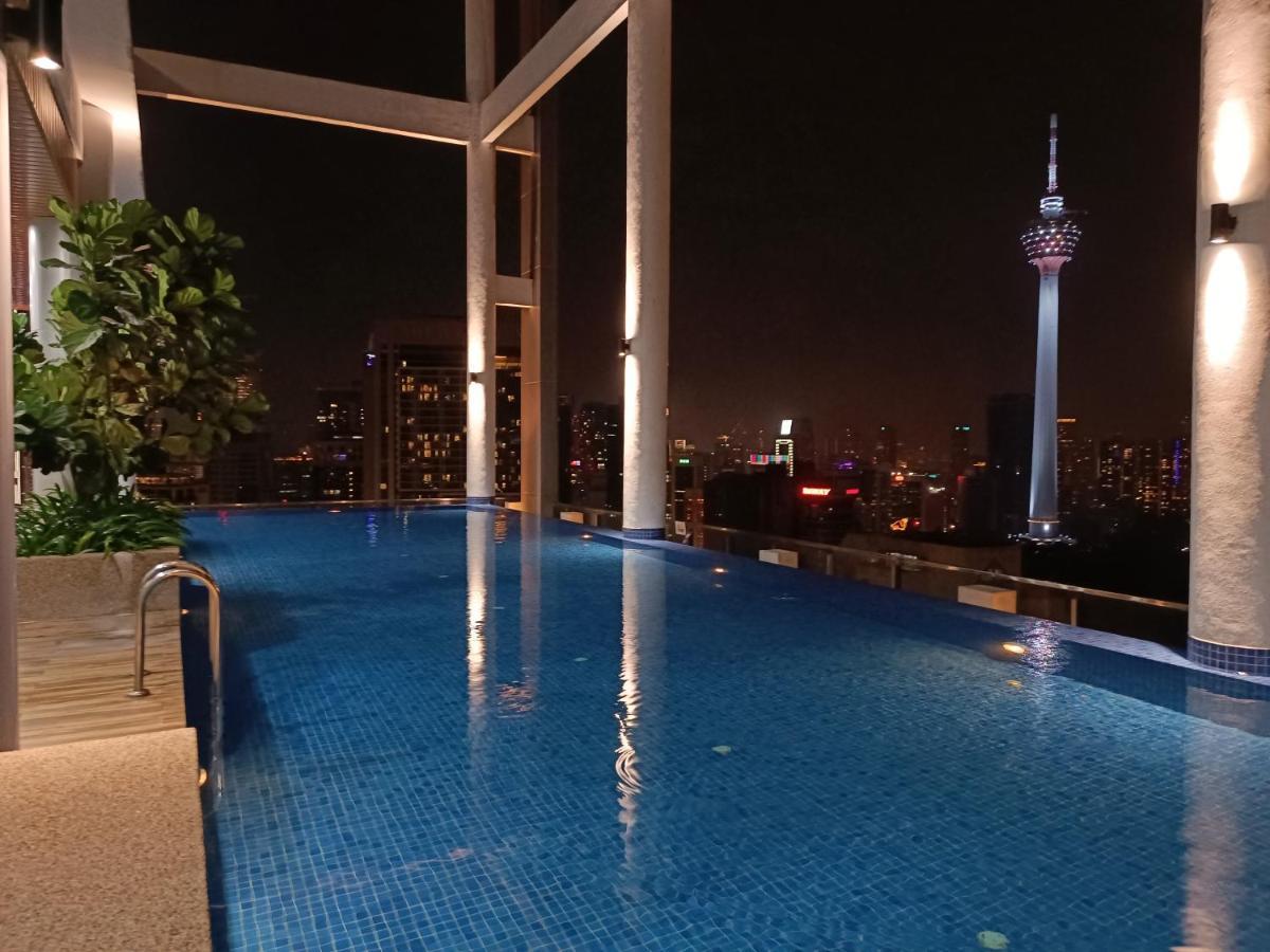 Lx 39A Balcony Klcc View 1 Bedroom Infinity Pool Kuala Lumpur Ngoại thất bức ảnh