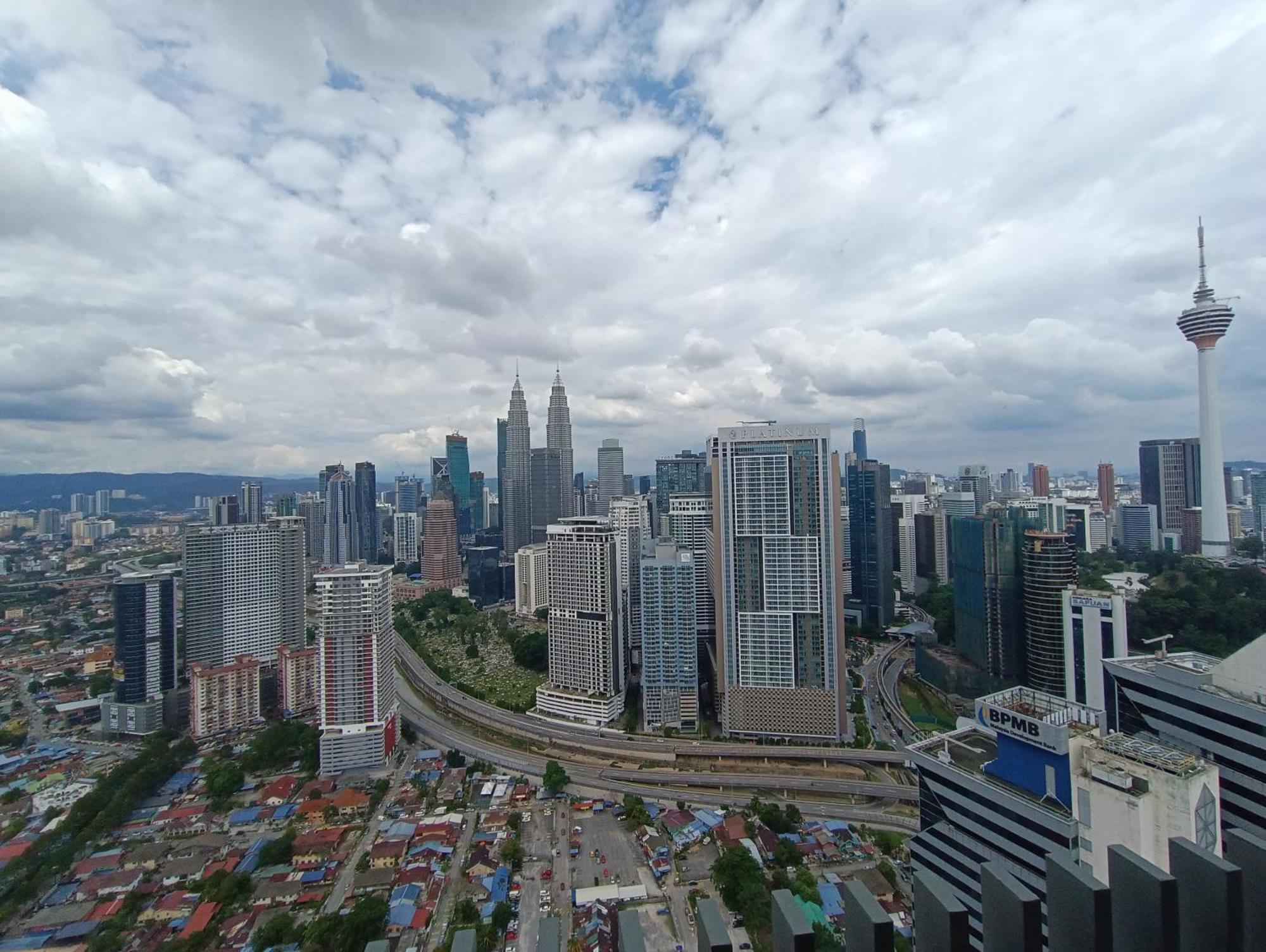 Lx 39A Balcony Klcc View 1 Bedroom Infinity Pool Kuala Lumpur Ngoại thất bức ảnh